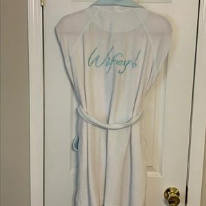Betsey Johnson “Wifey” Robe Size Small